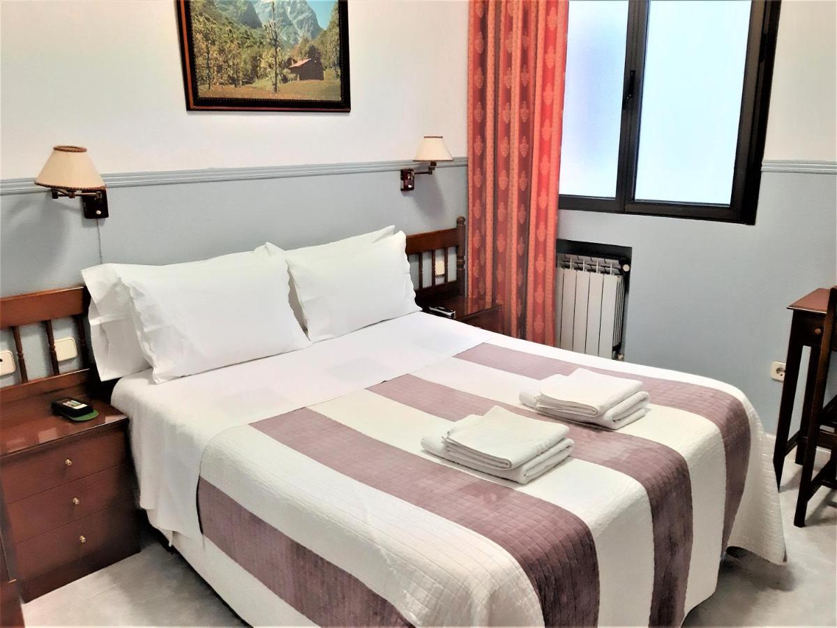 Hostal Dulcinea Madrid Eksteriør billede