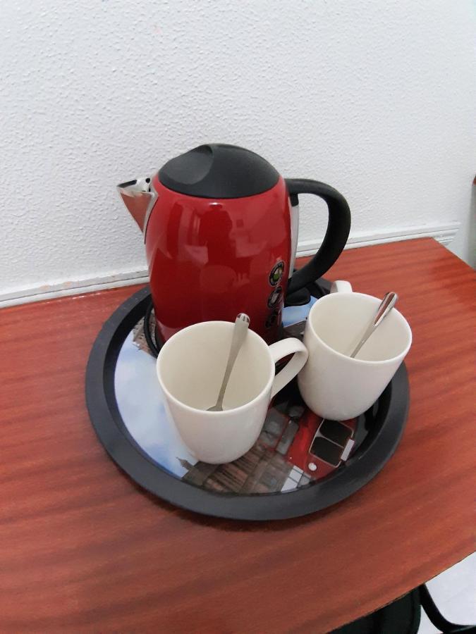Hostal Dulcinea Madrid Eksteriør billede