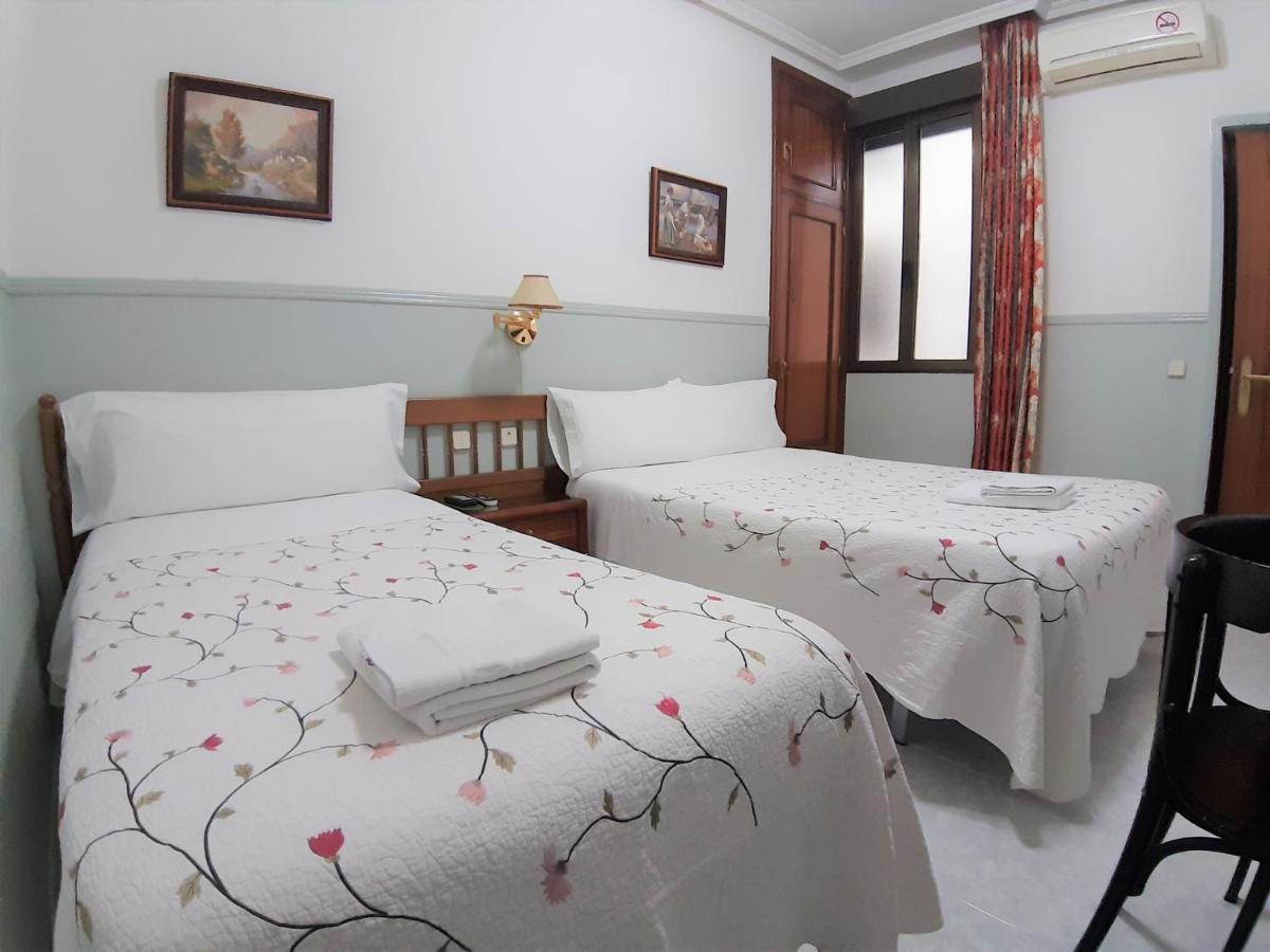 Hostal Dulcinea Madrid Eksteriør billede